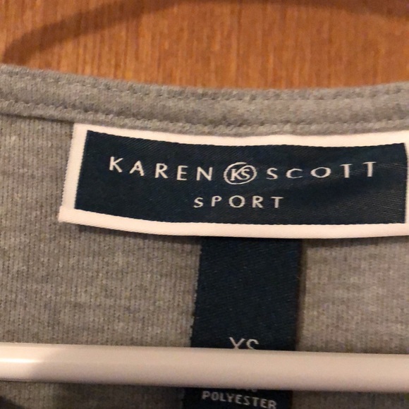 Top - Picture 2 of 3